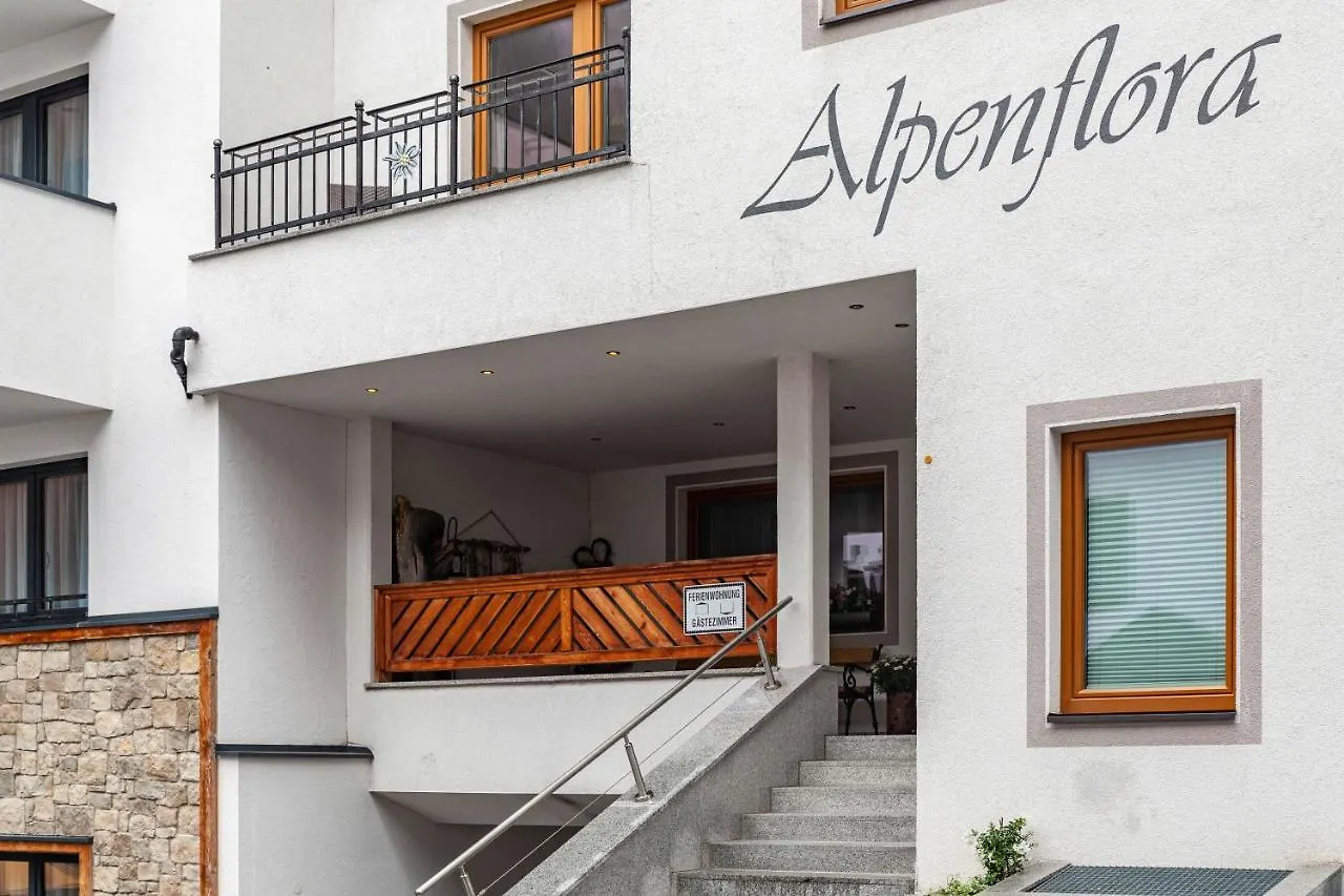 Alpenflora 2 Apartment Ischgl